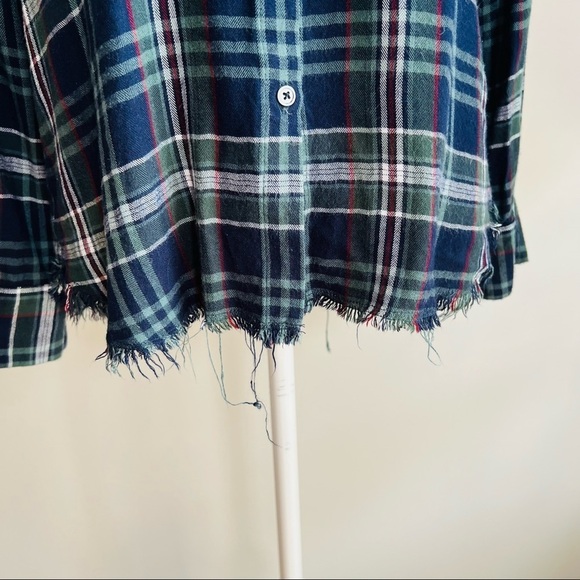 soft joie green and blue plaid flannel raw hem - Picture 3 of 6